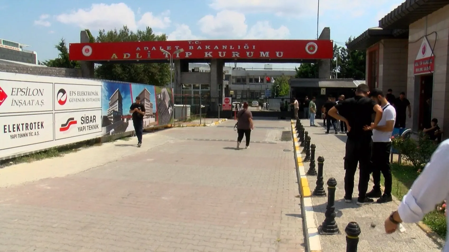 Fatih’te sanal medya kavgası kanlı bitti