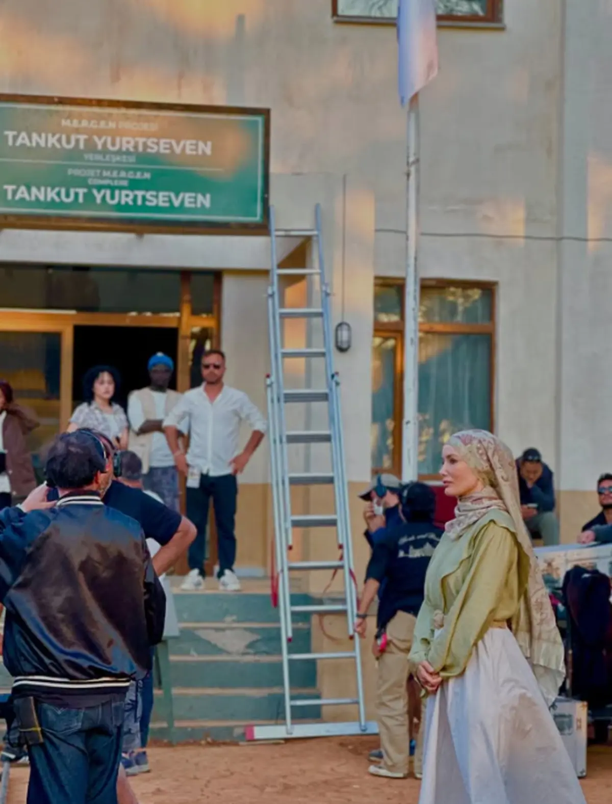 Gamze Özçelik Operasyon Alesta ile ekrana dönüyor! Setten ilk görüntüler paylaşıldı 1