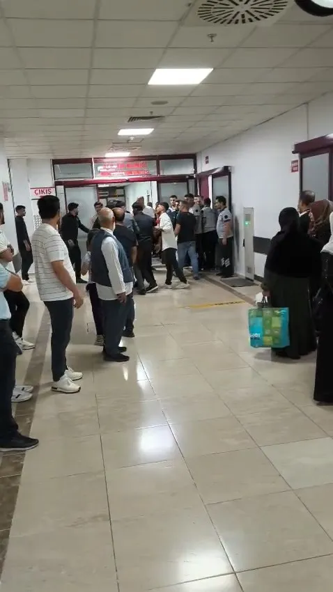 Düğündeki havai fişek kazası bir genci ağır yaraladı