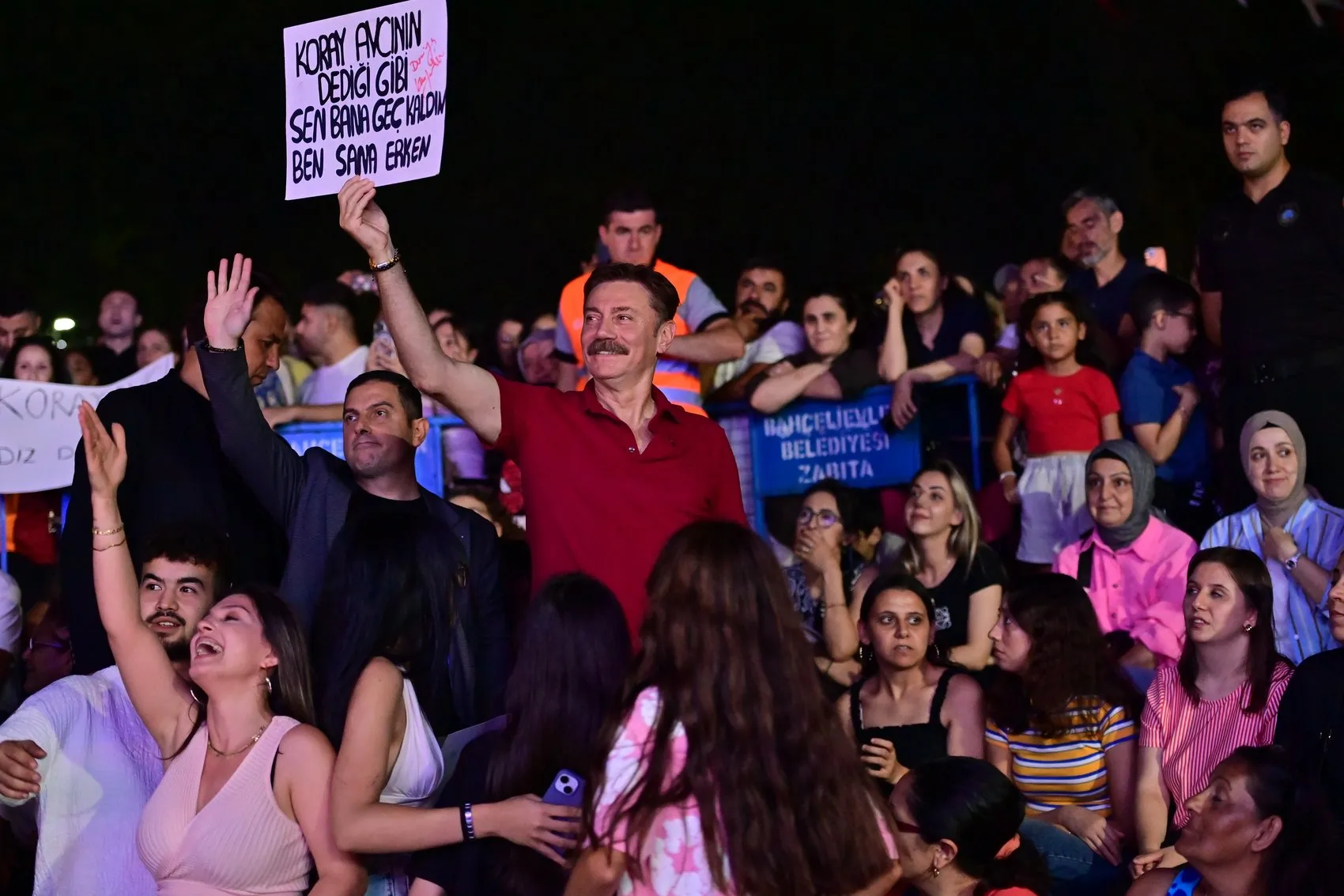 Koray Avcı Bahçelievler Yaz Festivali ile binleri buluşturdu