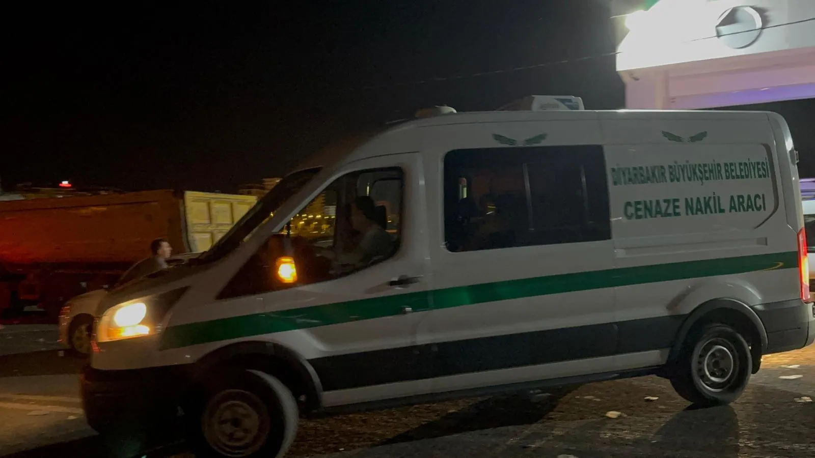 Diyarbakır'da arazi kavgası 18 yaşındaki gelini hayattan kopardı