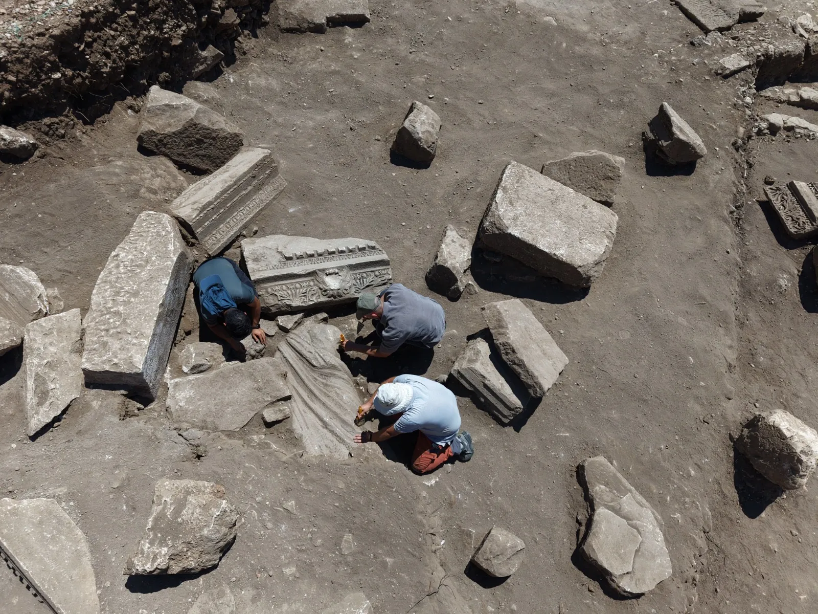 Aspendos'ta 1800 yıllık şifa sembolü gün yüzüne çıktı