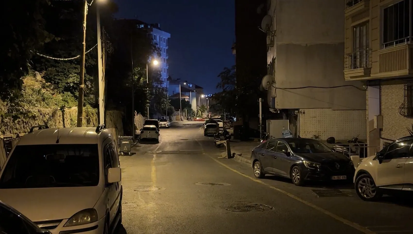 Şişli’de eski dünürler sokak ortasında birbirine girdi
