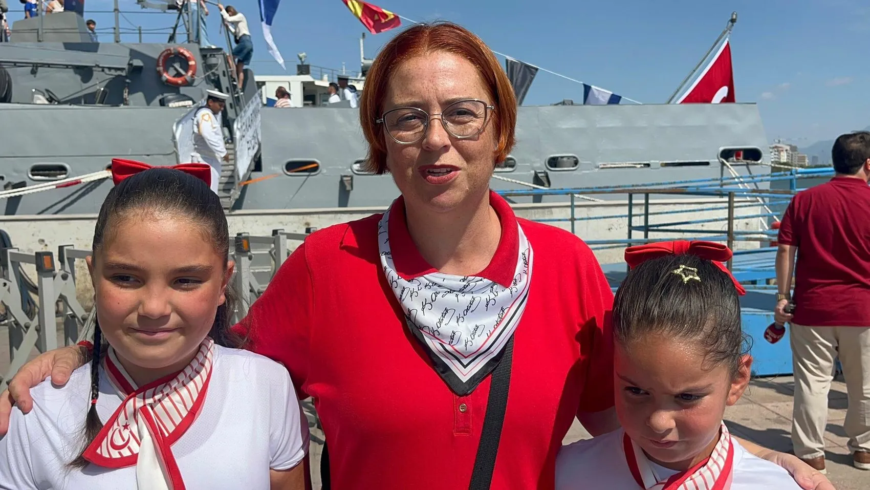 İzmir'de 30 Ağustos coşkusu: TCG Karşıyaka kapılarını ilk kez halka açtı