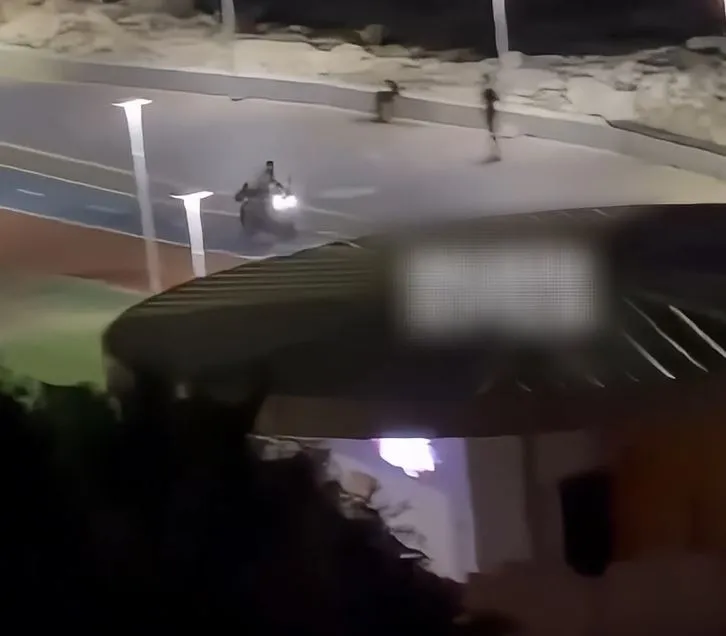 Mersin sahilinde motosiklet şovu yapan sürücüye ağır fatura