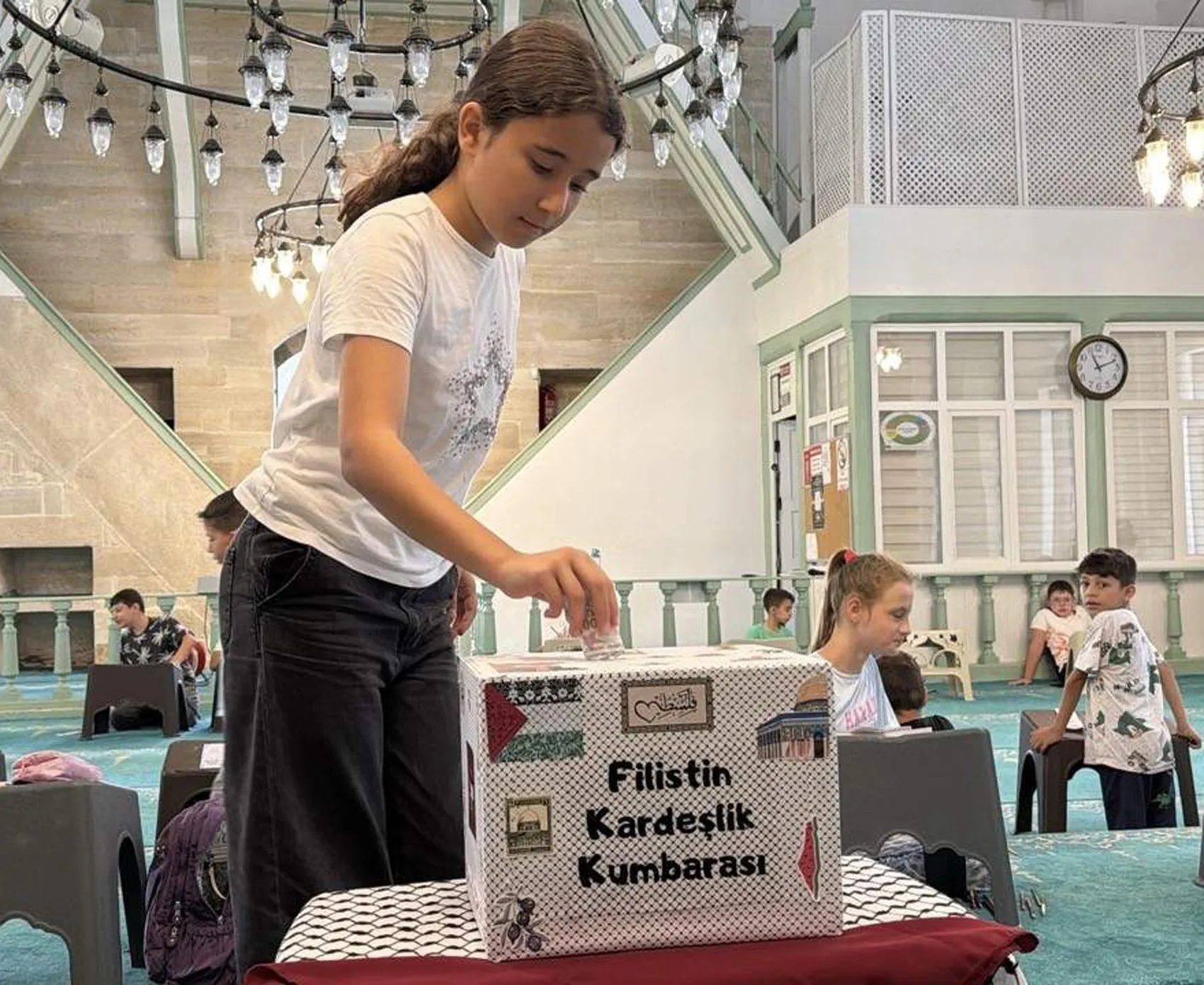 Tekirdağlı miniklerden Filistin için anlamlı destek