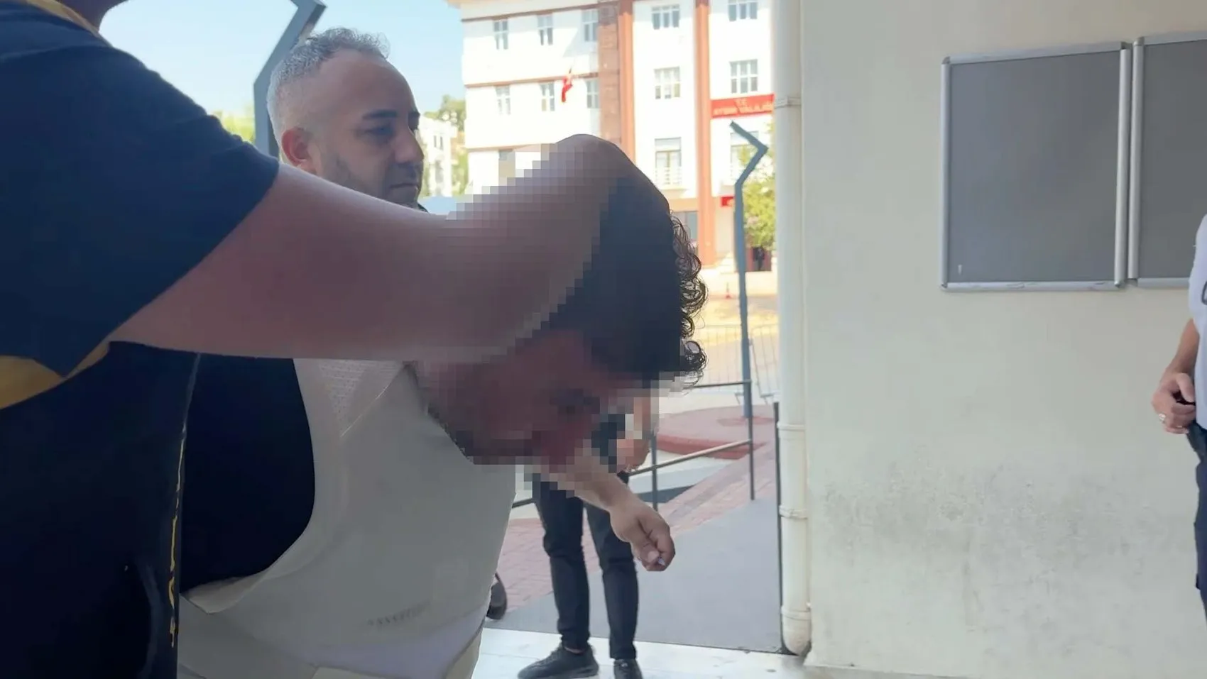 Aydın'da alacak verecek kavgası kanlı bitti
