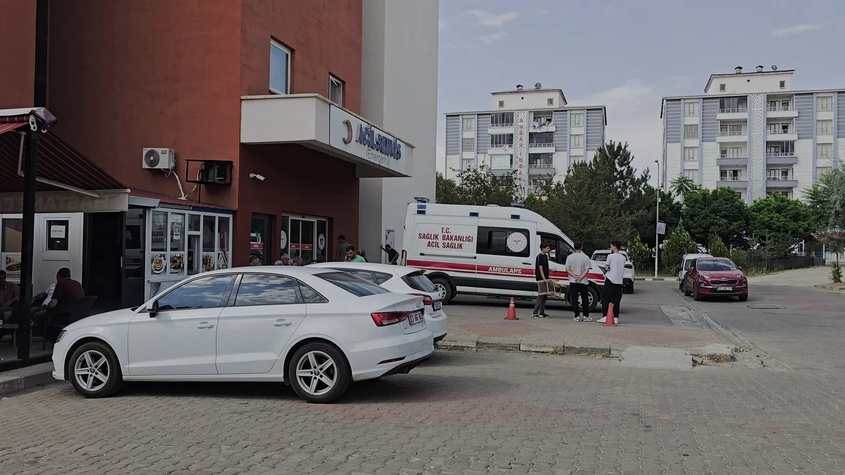 Bingöl’de asansör montajı sırasında feci kaza