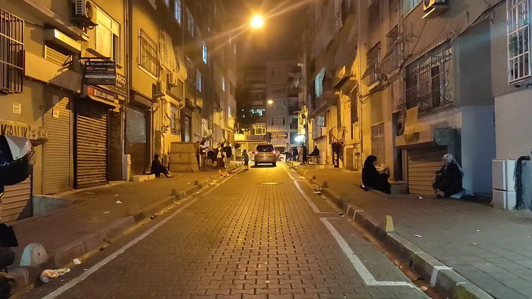 Fatih'te sokak kavgası kanlı bitti