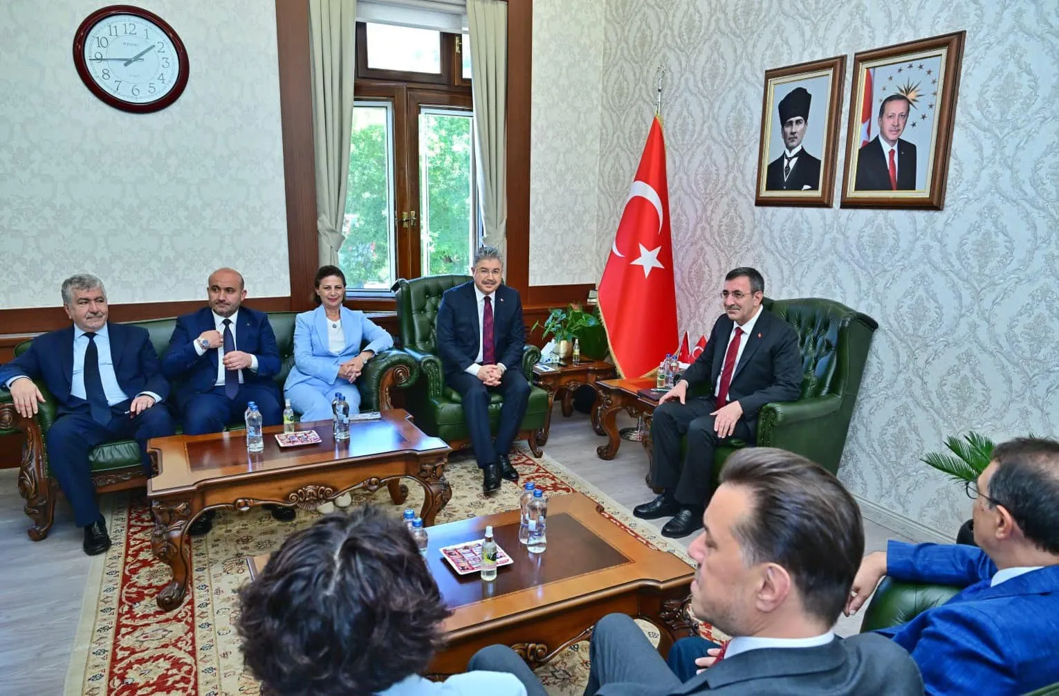 Yastık altındaki birikimler Merkez Bankası rezervini geçti