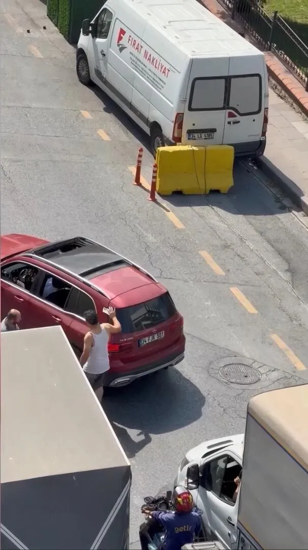 Kağıthane trafiğinde kavga eden iki sürücüye ağır fatura