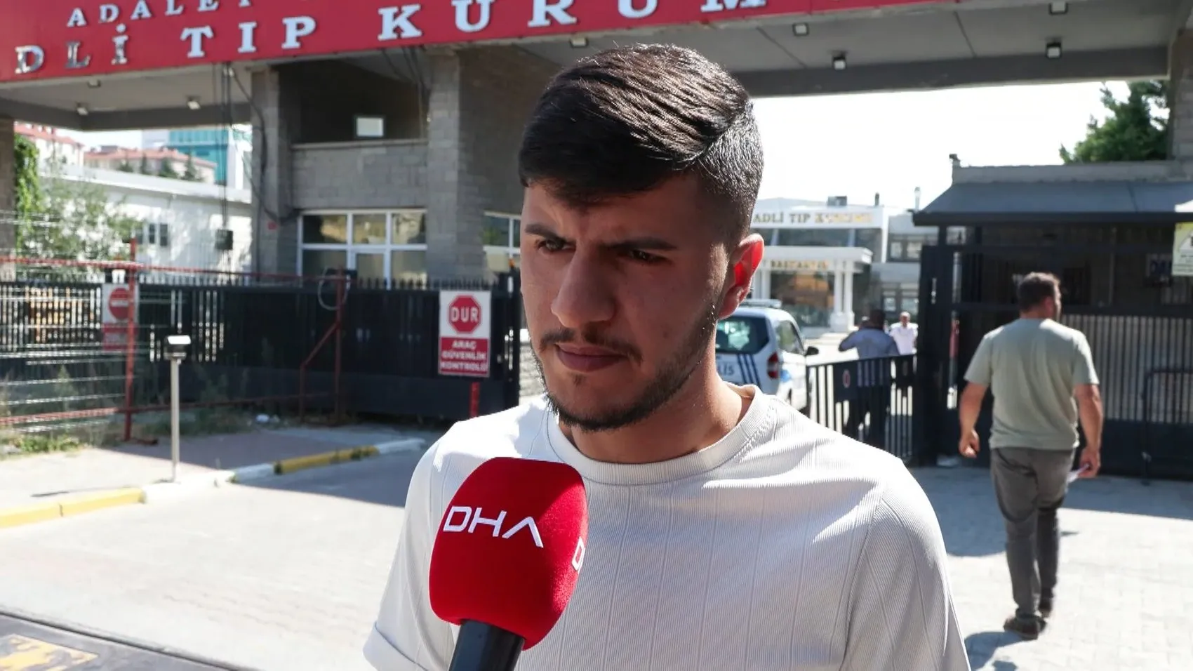 Motosiklet kazası sonrası hastane bahçesinde ölüme terk edildi
