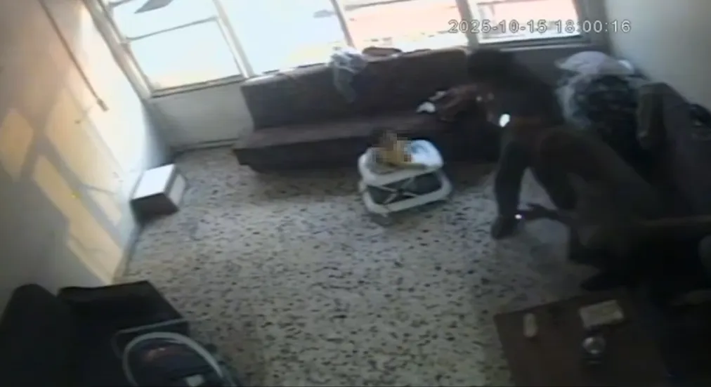Adana'da kadına şiddet uygulayan şahıs kamera görüntüleriyle yakalandı