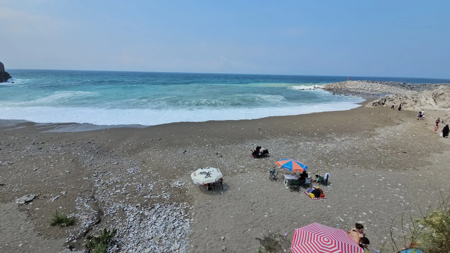 Zonguldak'ta yasak dinlemedi denize giren eski hakem hayatını kaybetti