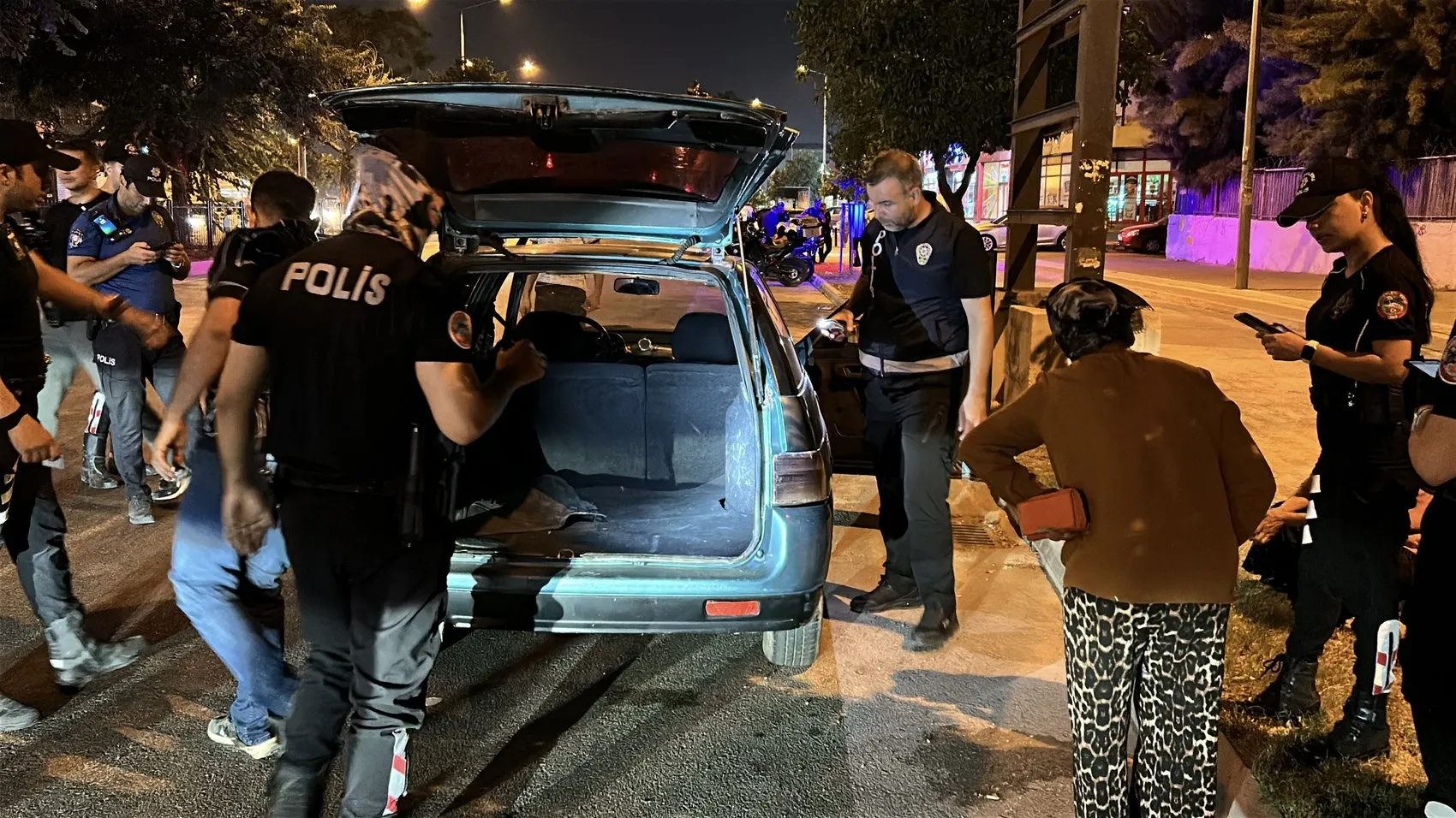 Adana genelinde geniş çaplı asayiş denetimi