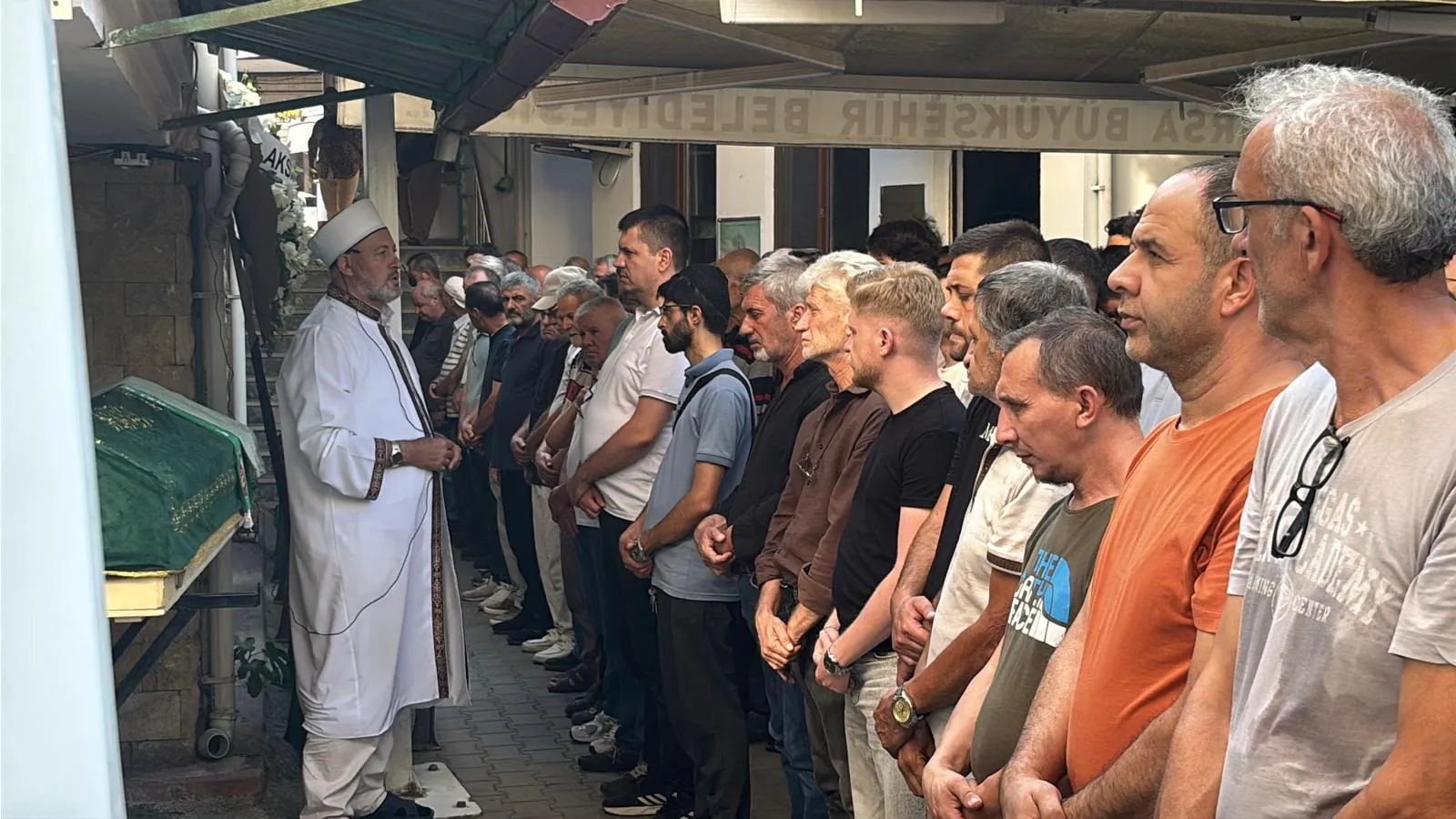 İznik Gölü kıyısındaki trajik kaza sonrası Emre Çapkın defnedildi