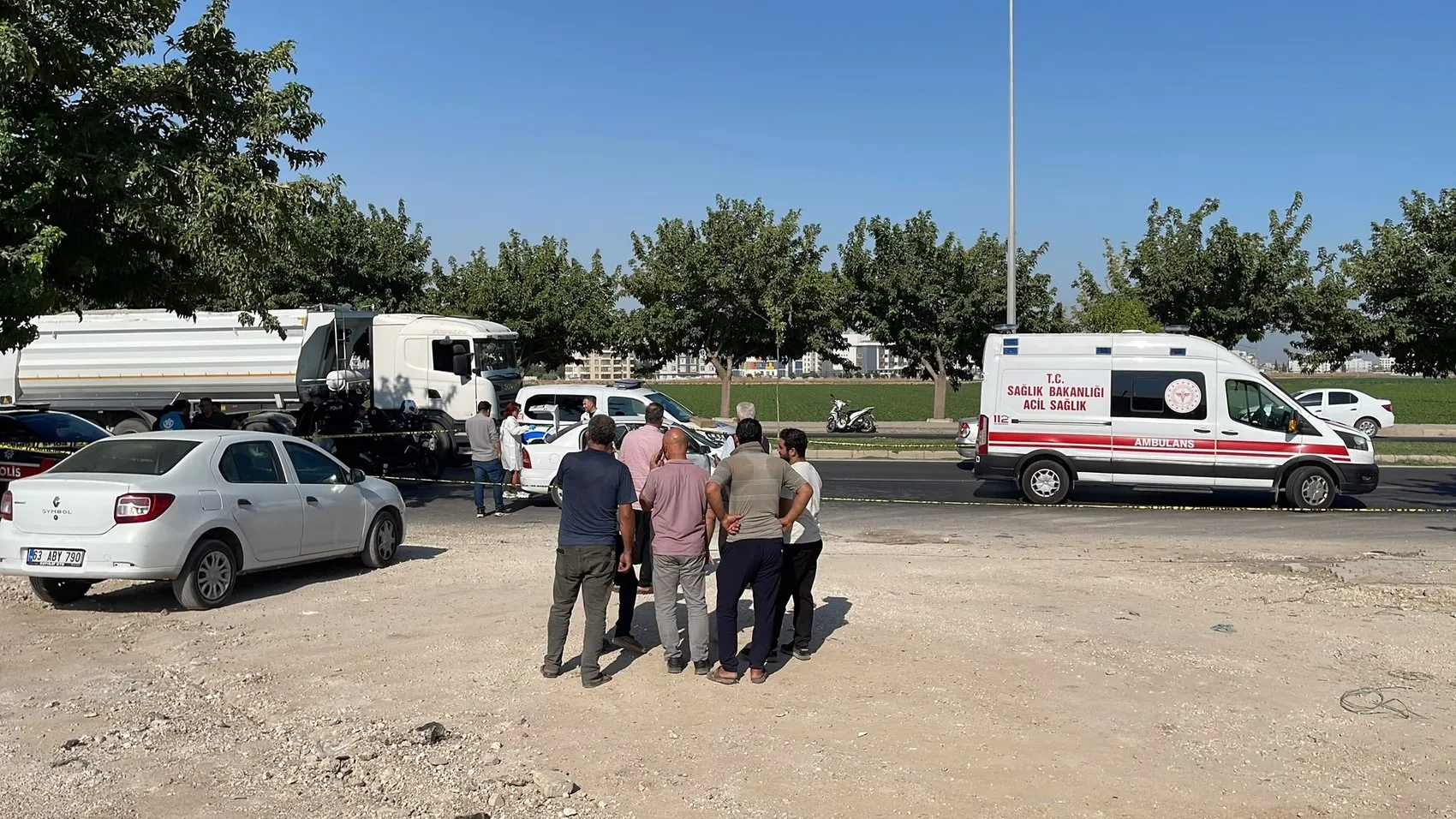 Şanlıurfa'da trafik ışıklarında infaz Bir ölü iki yaralı