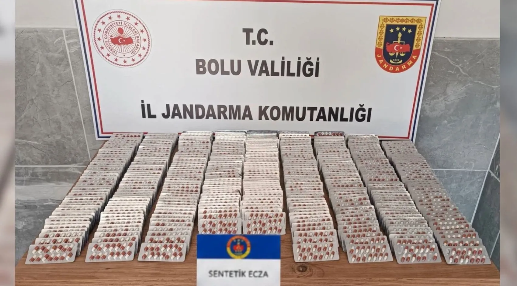 Jandarmadan 28 ilde geniş çaplı uyuşturucu baskını