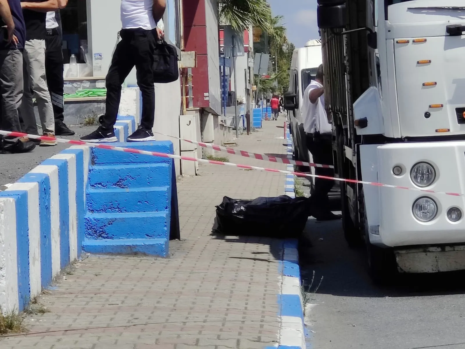 Bağcılar’da kamyonda şüpheli ölüm