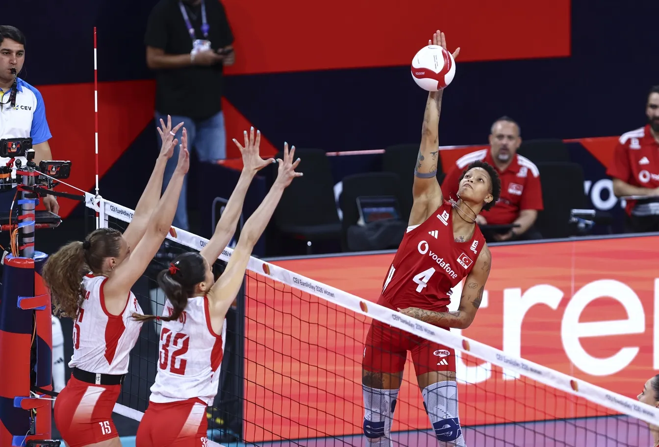 Sinan Erdem'de Polonya fırtınası Milliler son sette yıkıldı