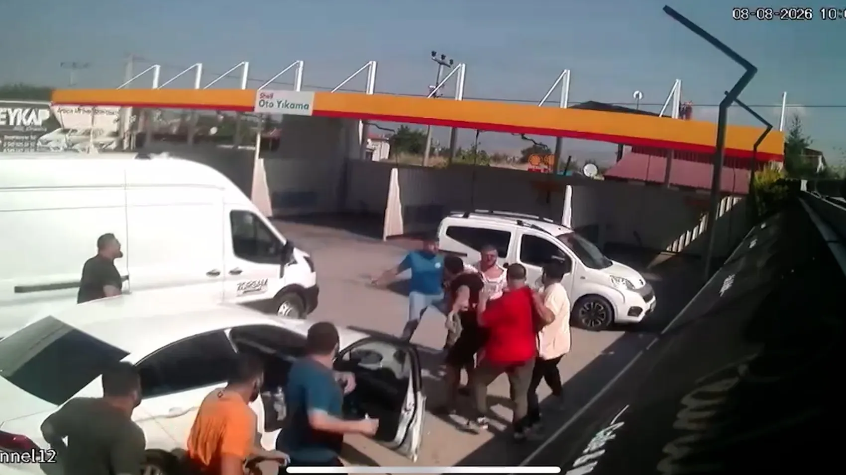 Başpehlivan Serhat Elvan mola yerinde saldırıya uğradı