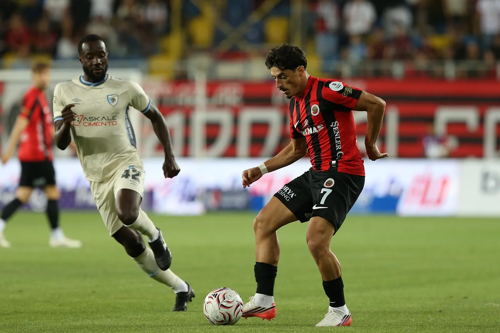 Eryaman'da nefes kesen mücadele Gençlerbirliği 1-1 Erzurumspor FK