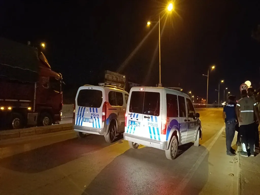 Bursa'da makas atarken canından oldu
