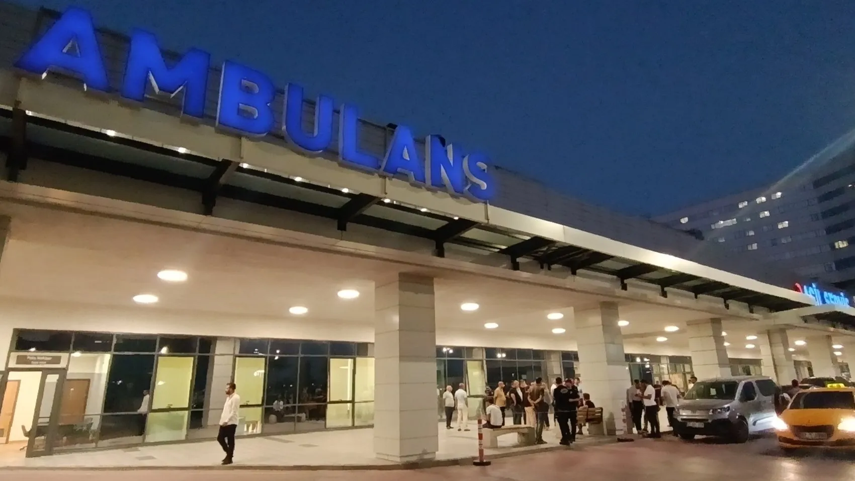 Gaziantep'te vekile bıçaklı saldırı şoku