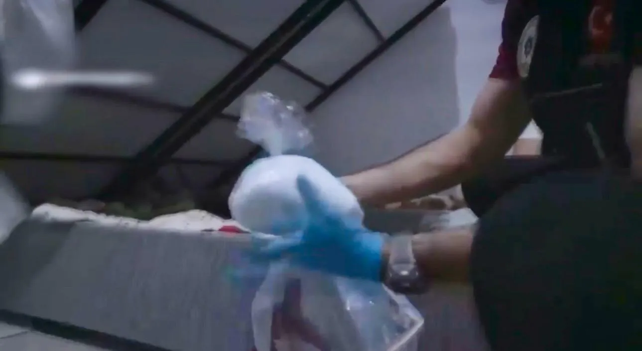 Avcılar'daki bir evden 20 kilo metamfetamin çıktı