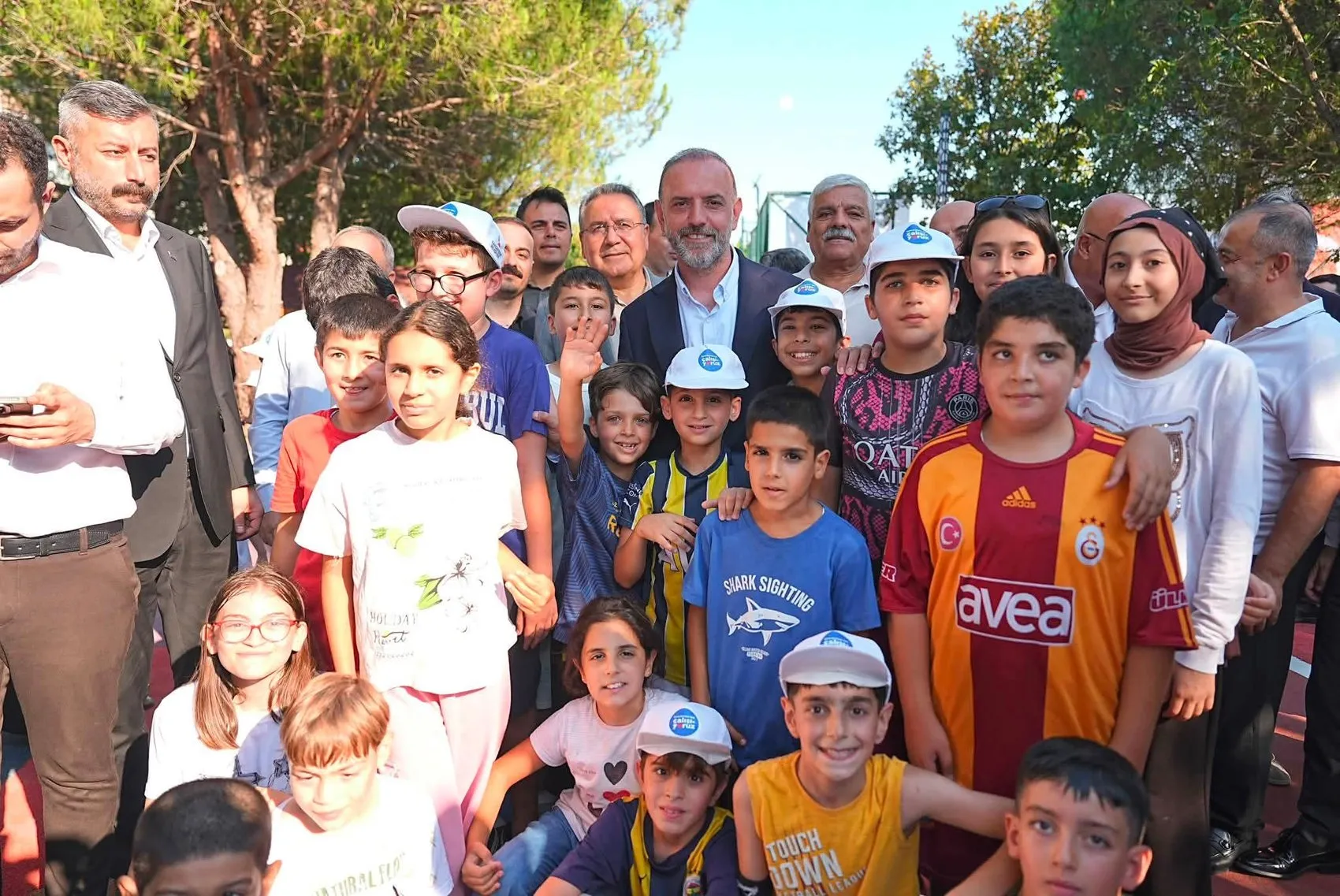 Sancaktepe’de 13 bin metrekarelik yeni sosyal yaşam alanı açıldı