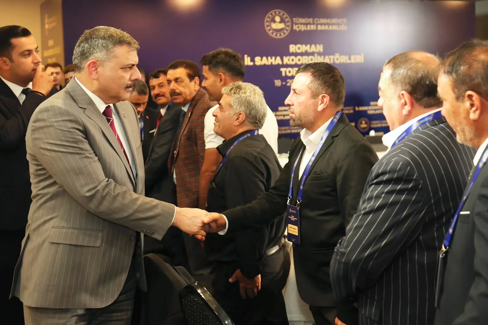 Roman vatandaşlar için yeni saha planı devrede