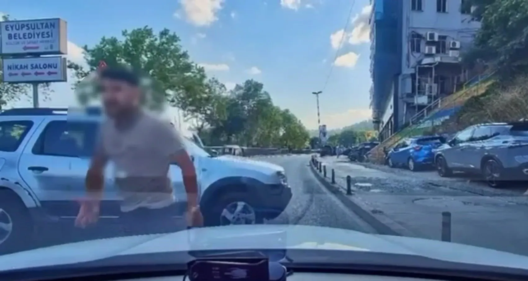 Trafikte dehşet saçan sürücüye 180 bin lira ceza kesildi