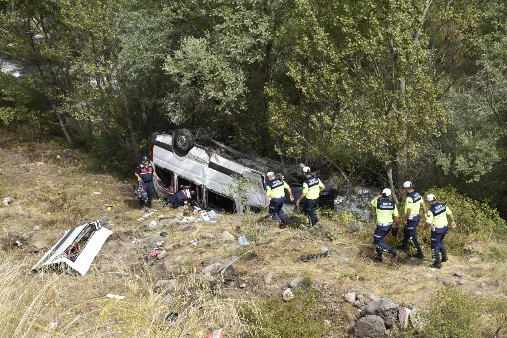 Sivas yolunda minibüs dehşeti
