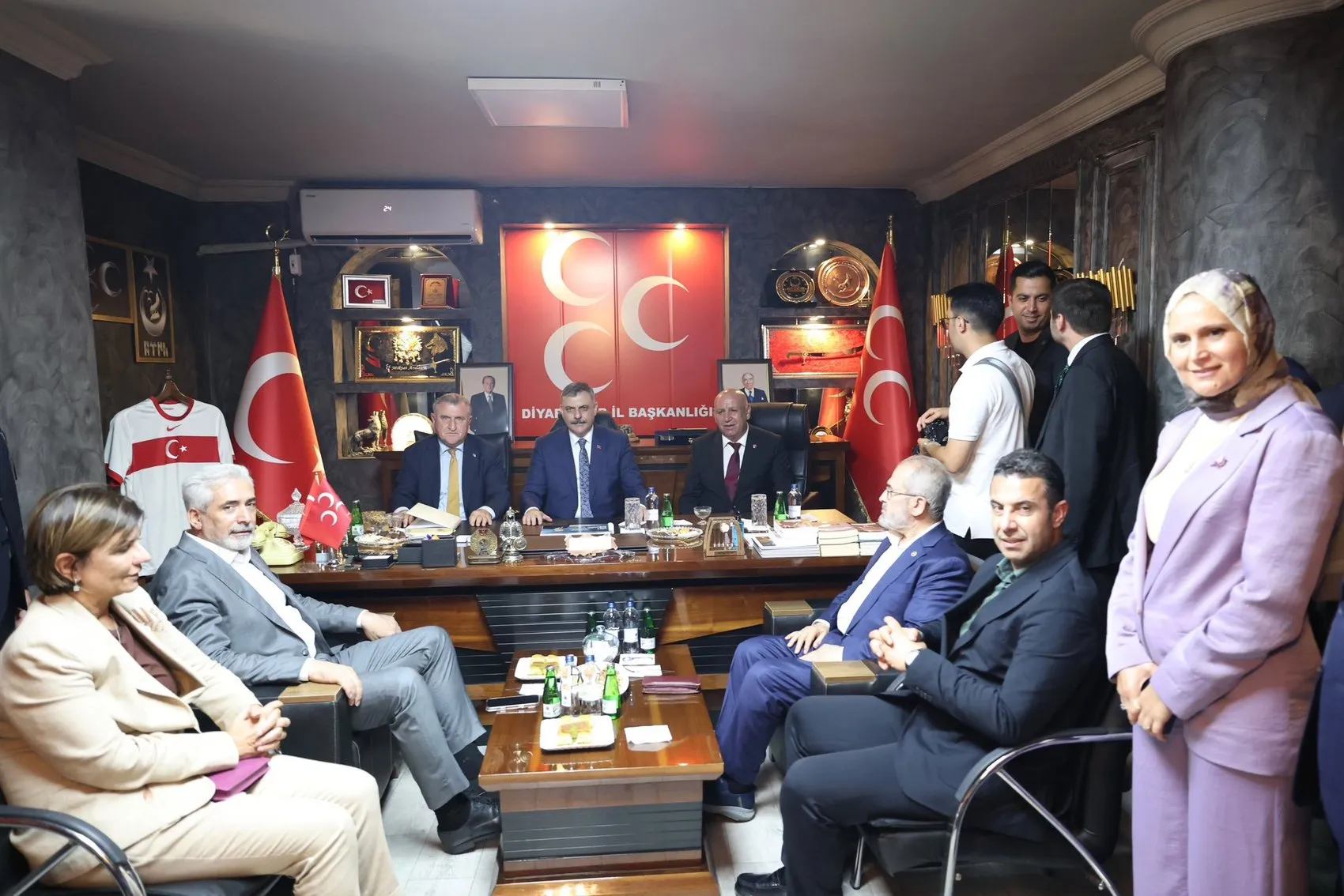 Bakanlar Diyarbakırda maç öncesi mesai yaptı
