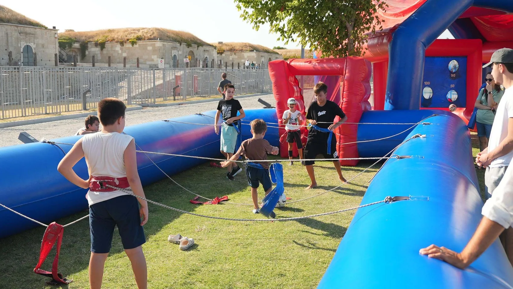 Çanakkale'de kültür şöleni: Miniklerin neşesi festivale damga vurdu