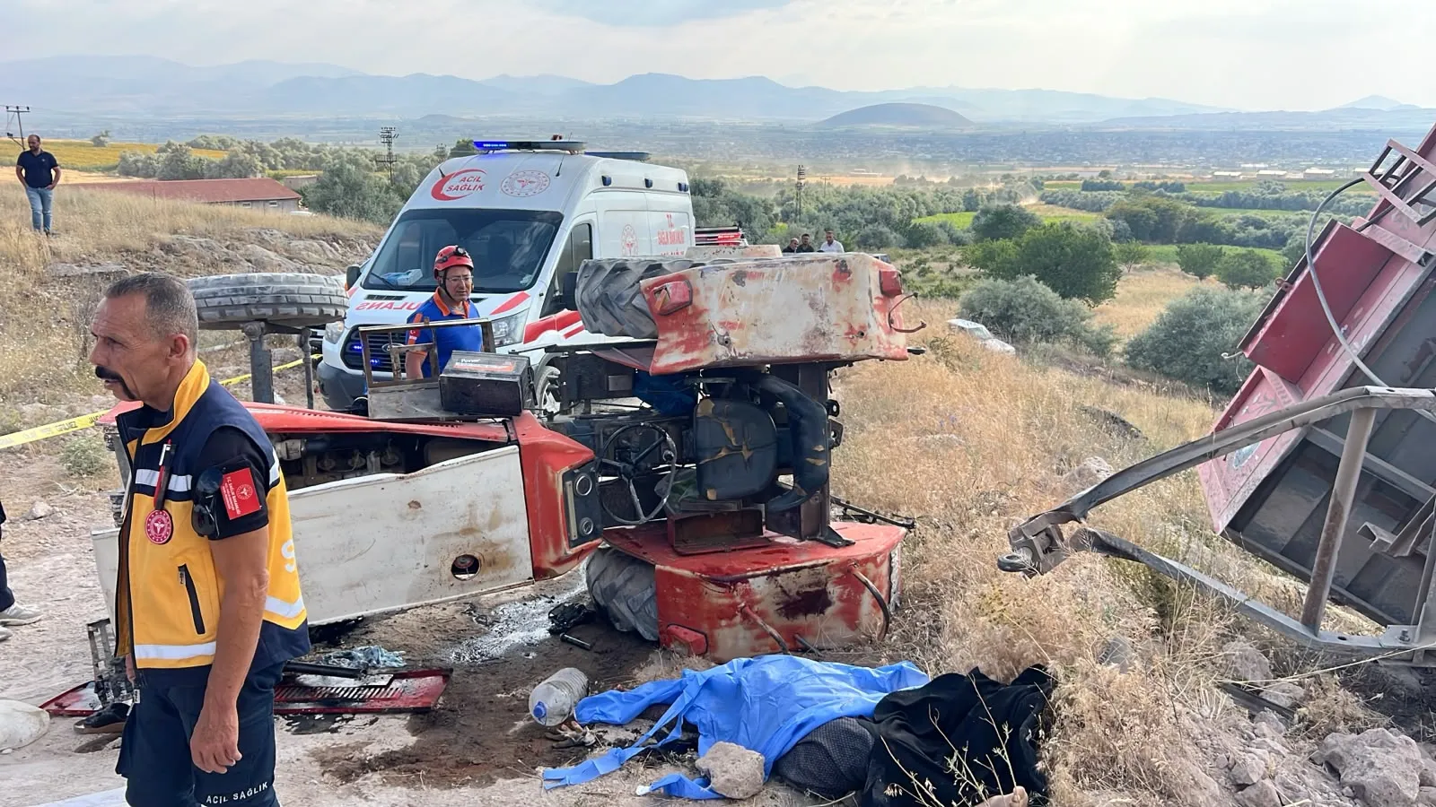 Nevşehir'de buğday hasadı yolunda feci kaza