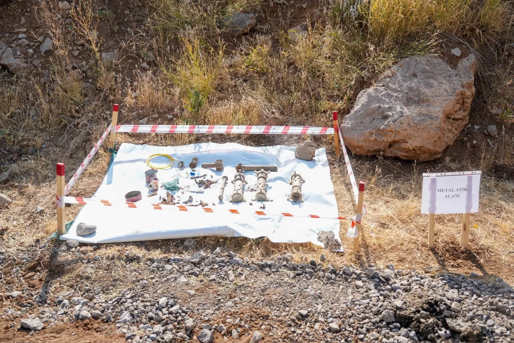 Hakkari’de yıllardır kapalı kalan araziler mayınlardan arındırılıyor