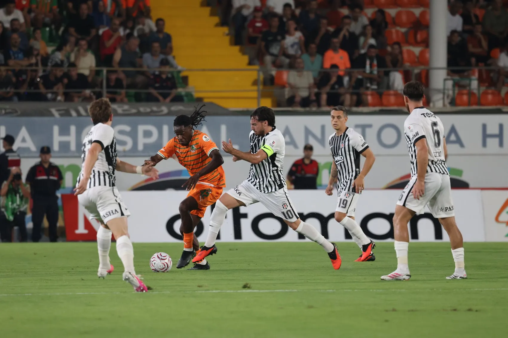 Beşiktaş Alanya'da Takıldı, Lima'nın Kafası Yetmedi