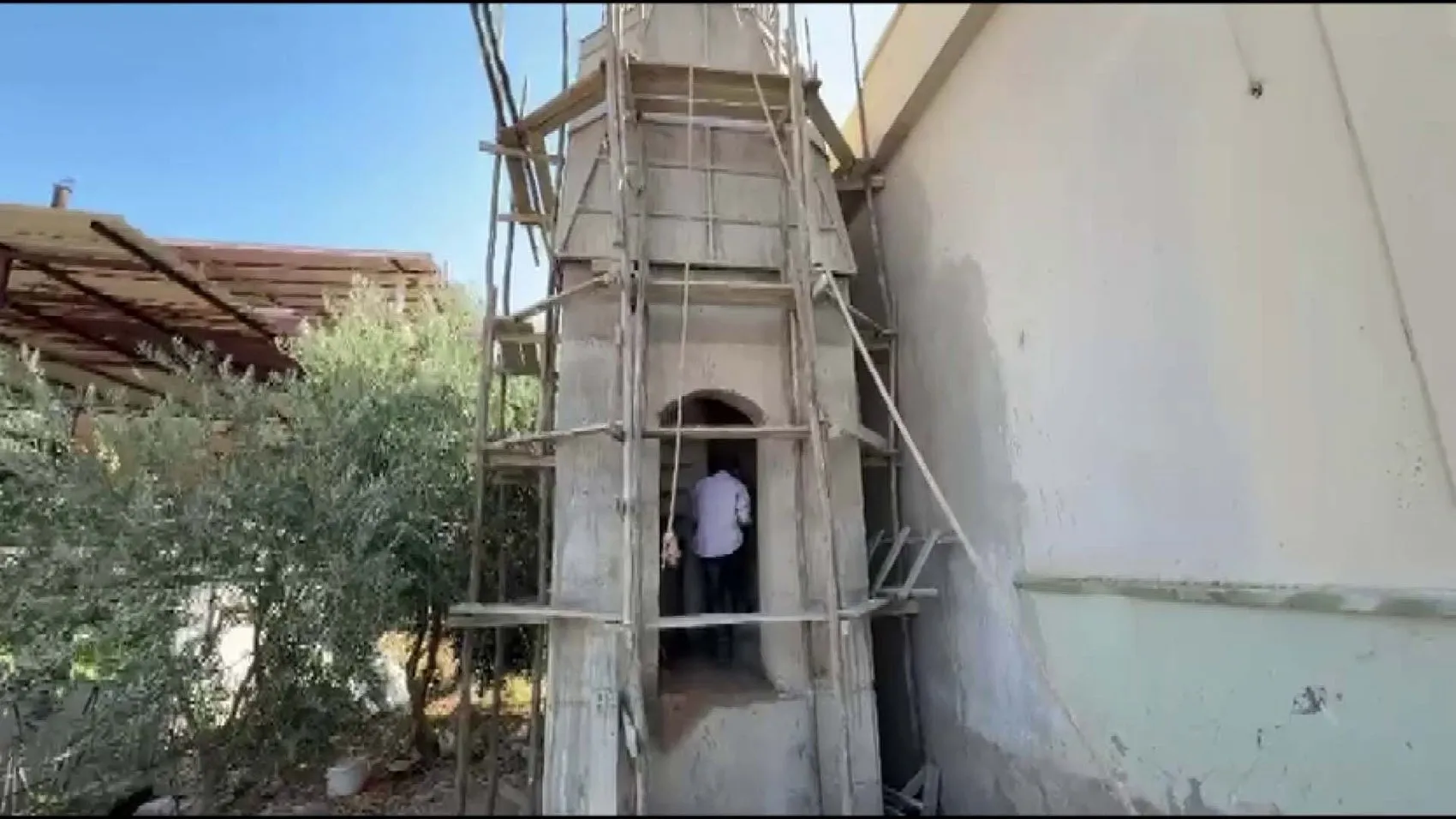 Babası Kibar Feyzo'nun minaresini yapmıştı, oğlu 42 yıldır aynı meslekte