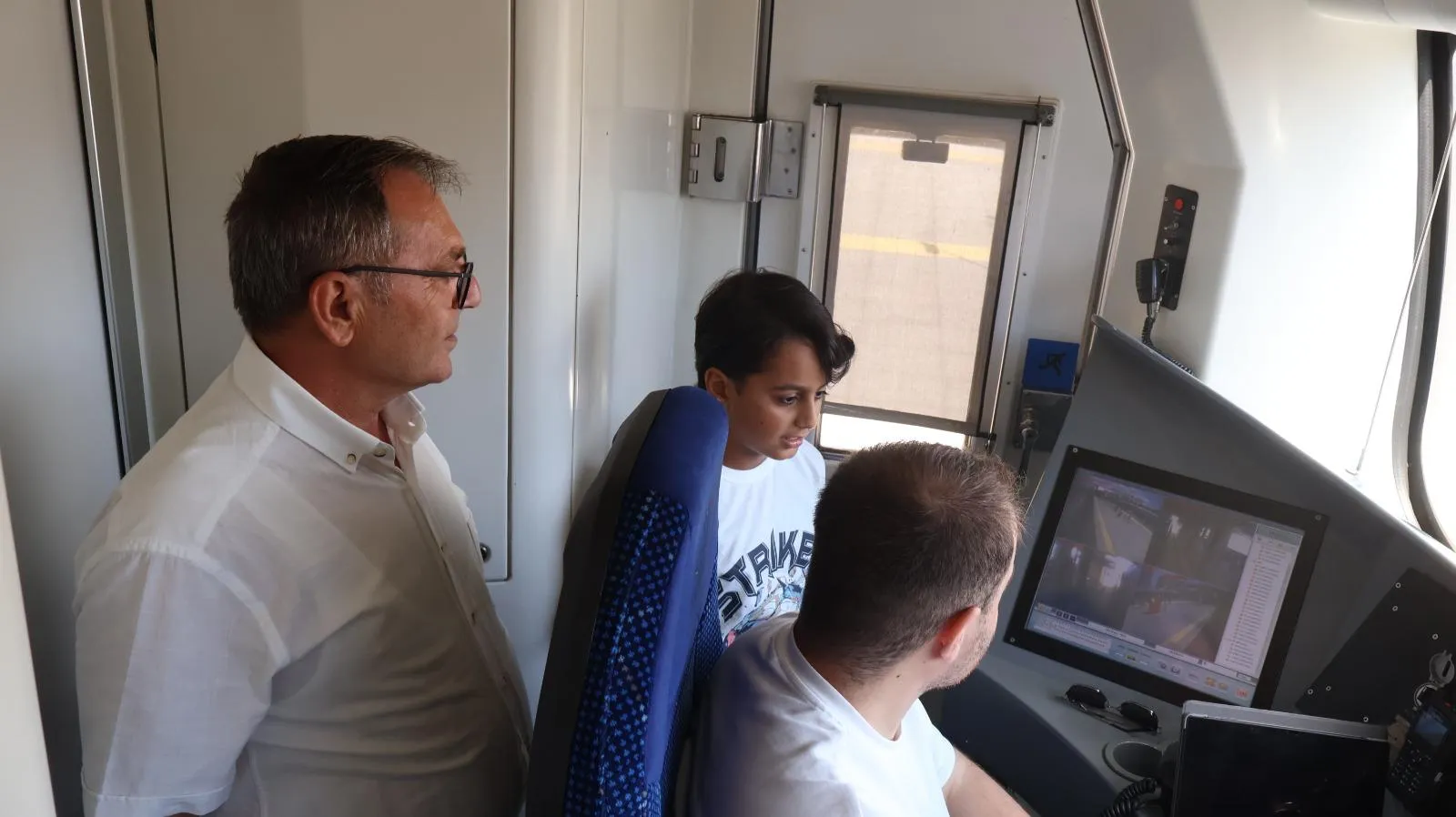 Marmaray tutkunu Osman hayalindeki sürücü koltuğuna oturdu