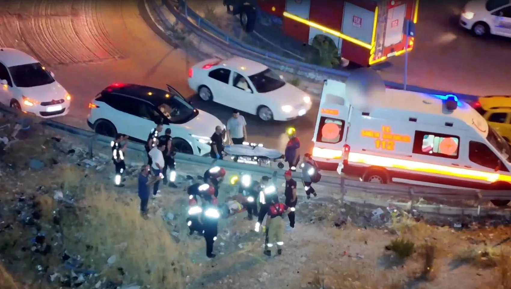 İzmir'de kaybolan yaşlı adamı dronlar ormanda buldu