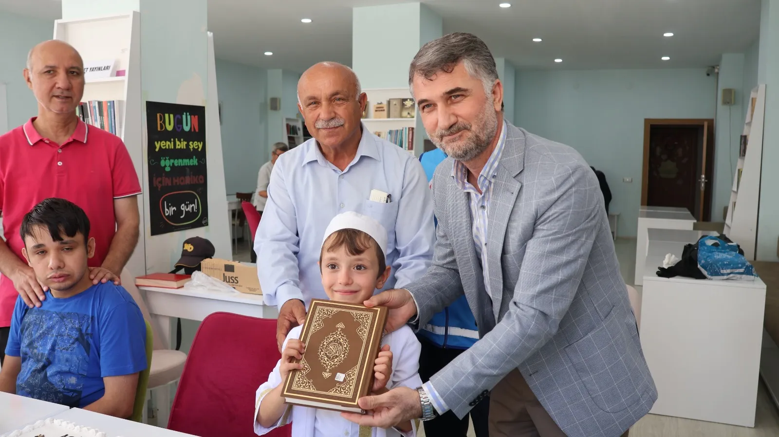 9 yaşındaki Asilhan azmiyle engel tanımadı