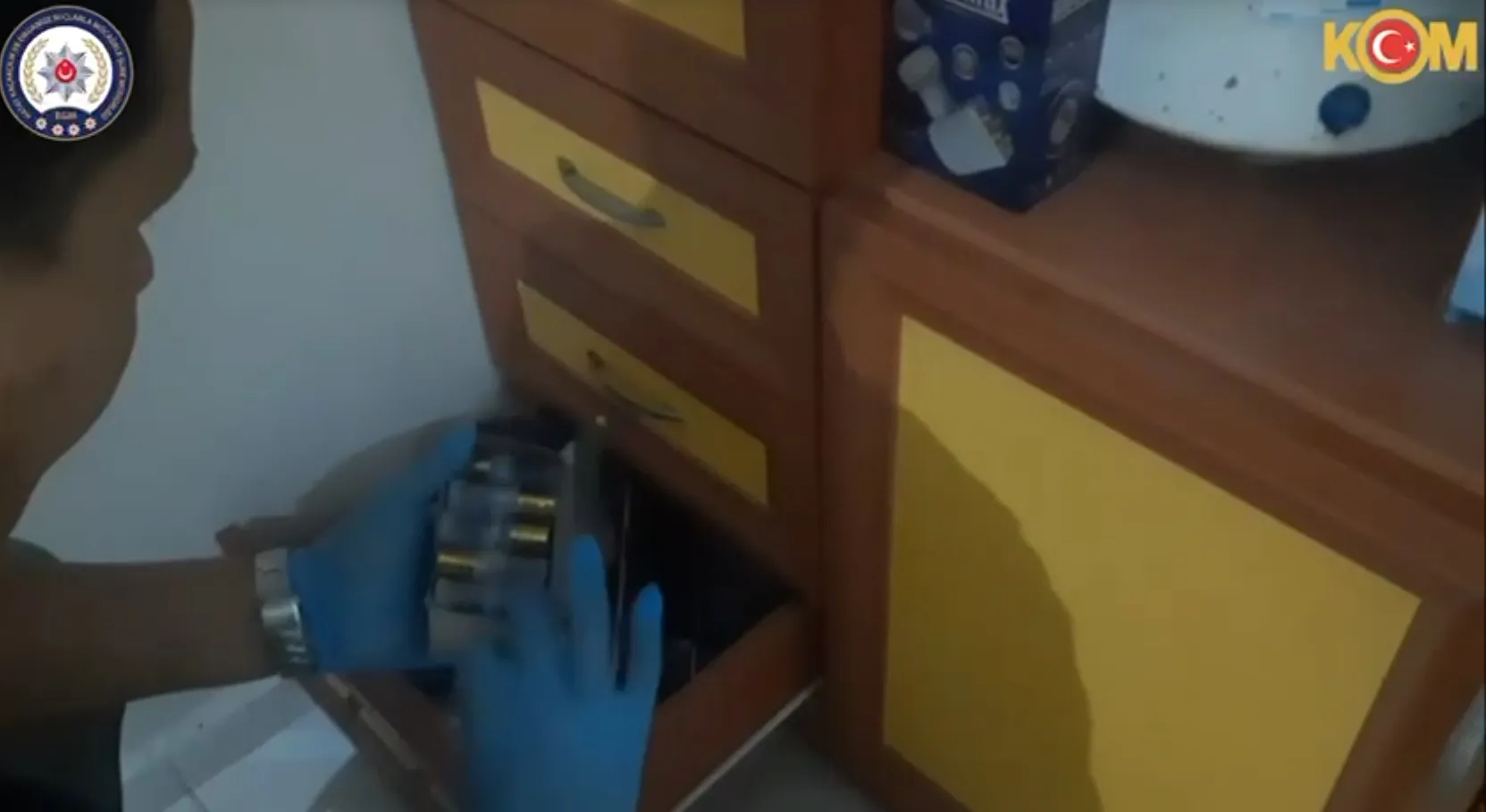 Reyhanlı’da iki suç çetesine şafak operasyonu