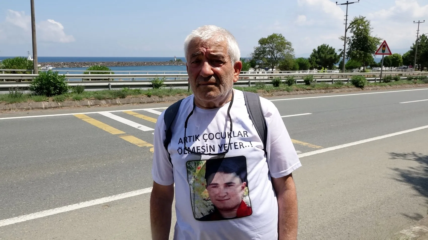 Çocuk ölümlerine dur demek için Trabzon'dan Ankara'ya yürüyor