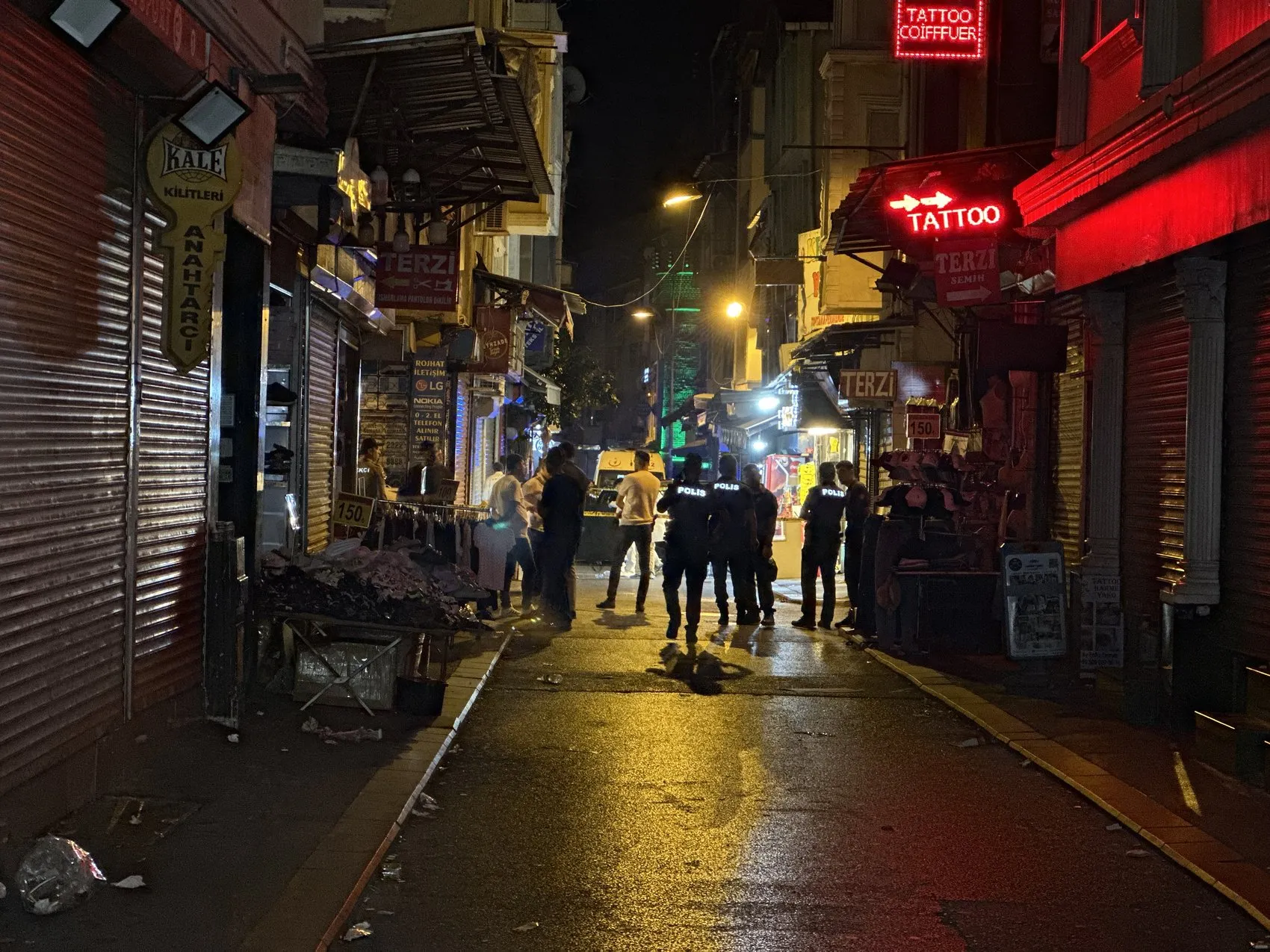 Fatih’te esnaflar arasındaki tartışma kanlı bitti
