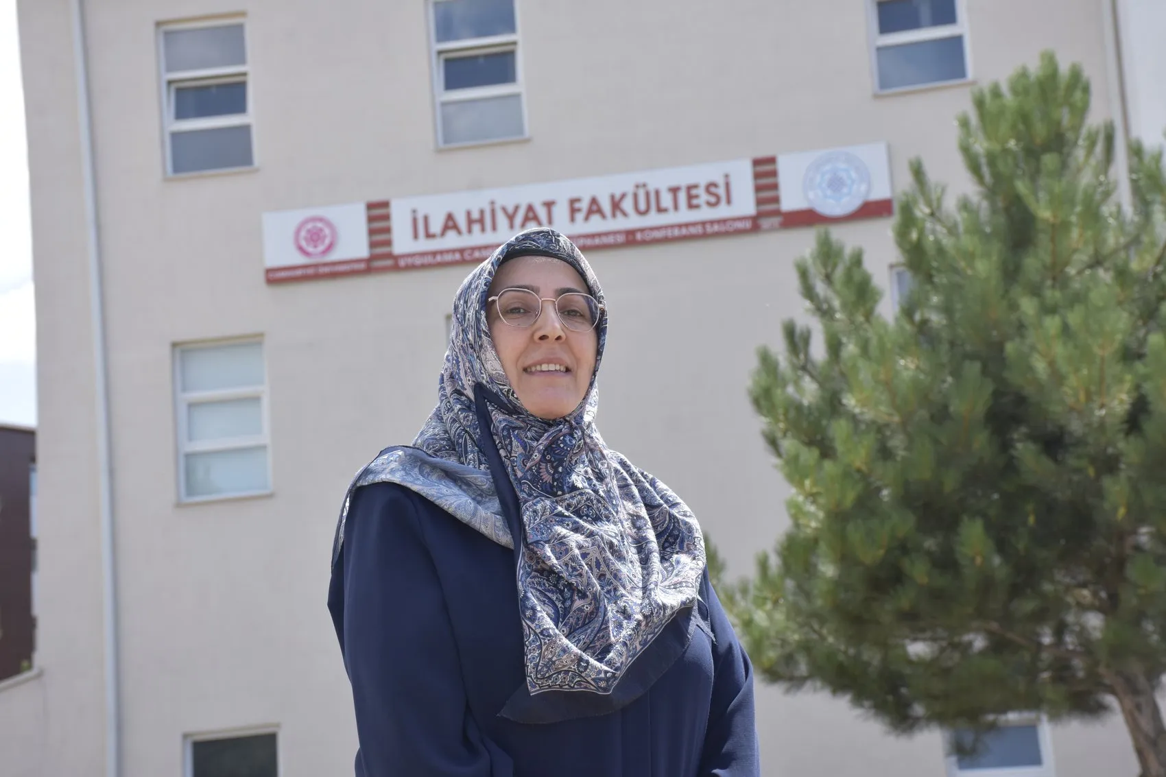 50 yaşında üniversiteyi kazandı 35 yıllık hayalini gerçeğe dönüştürdü