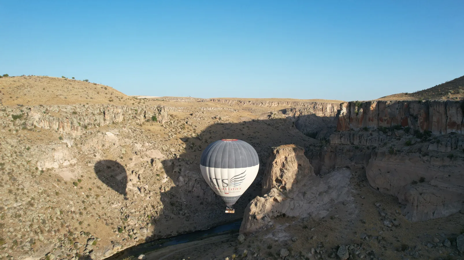 Ihlara Vadisi semalarında balon turizmi yükselişe geçti