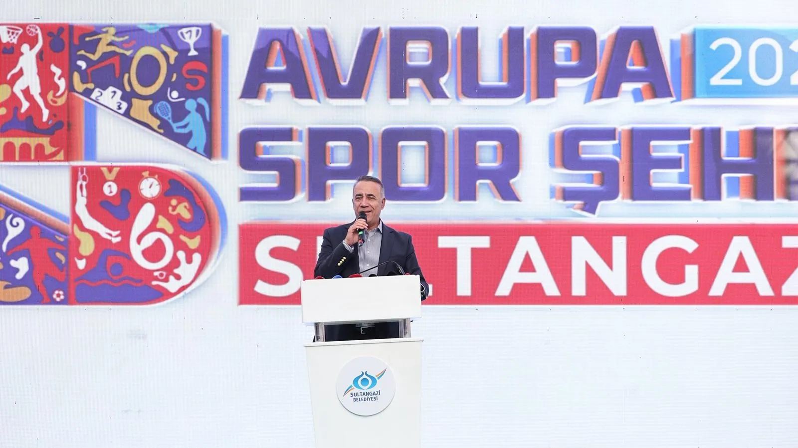 Sultangazi'ye 25 bin metrekarelik dev spor yatırımı Naim Süleymanoğlu'nun adı yaşatılacak