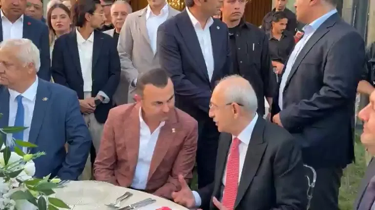 Kılıçdaroğlu Avcılar'da nikah şahidi oldu
