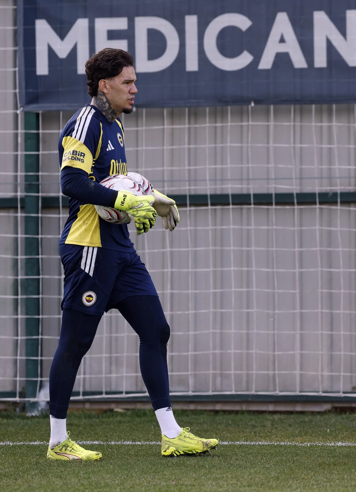 İstanbul'da Fenerbahçe'nin Samsunspor mesaisi Can Bartu'da sürdü